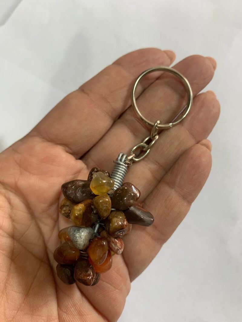 Chaveiro Cacho de Uva com Pedras Naturais - Image 10